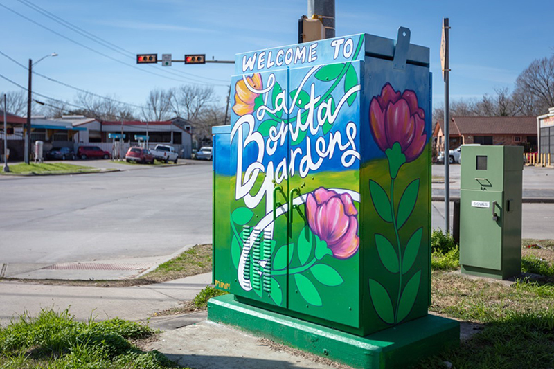 The finished TSCC Mural located at Bennington Street and Hirsch Road