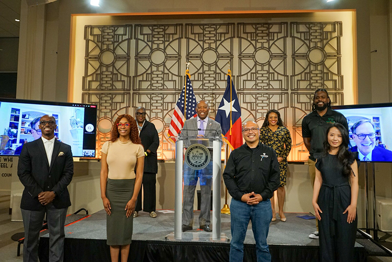 Liftoff Houston Press Conference Photo 2